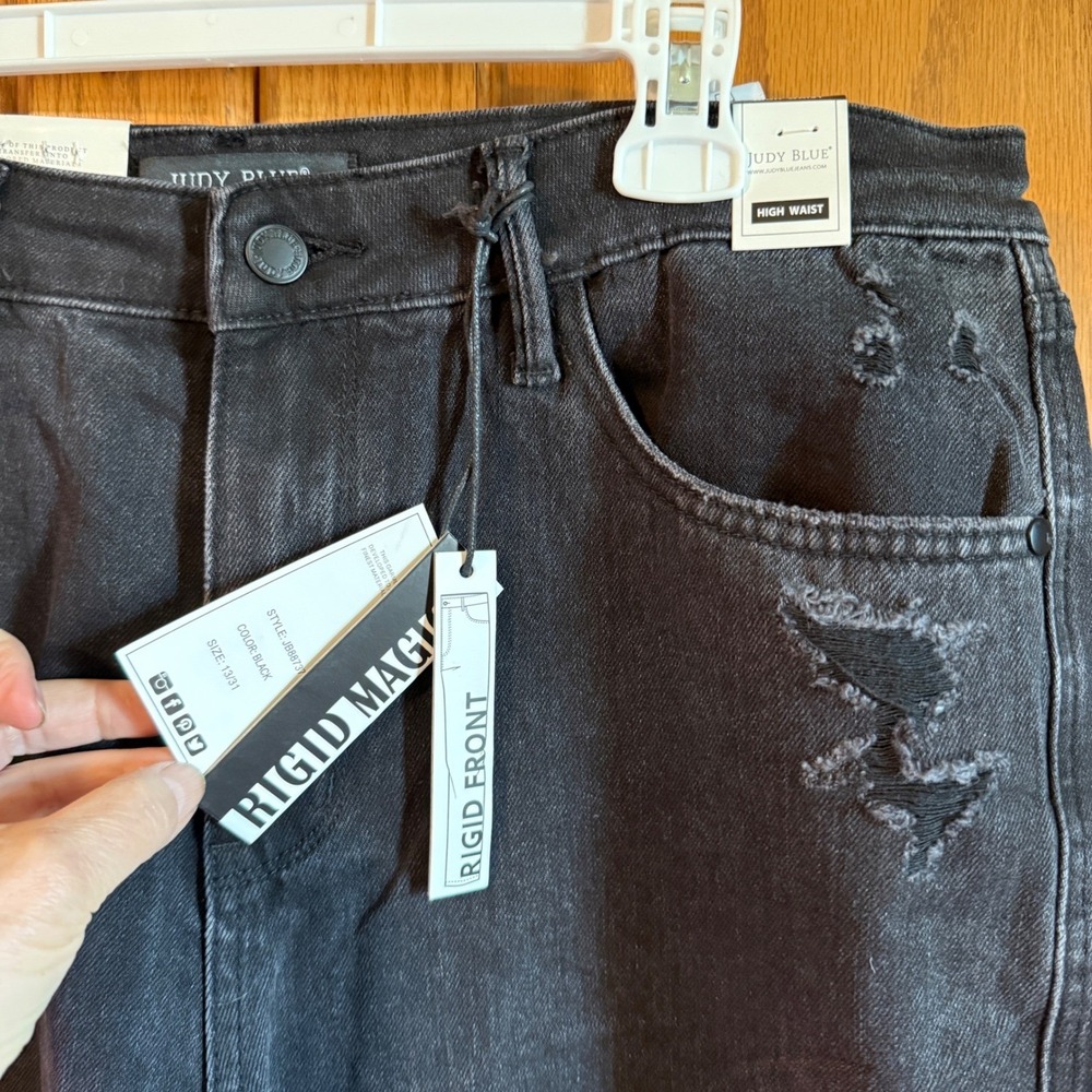 Women's Black Distressed Jeans, 90s Straight Leg - Picture 11 of 11